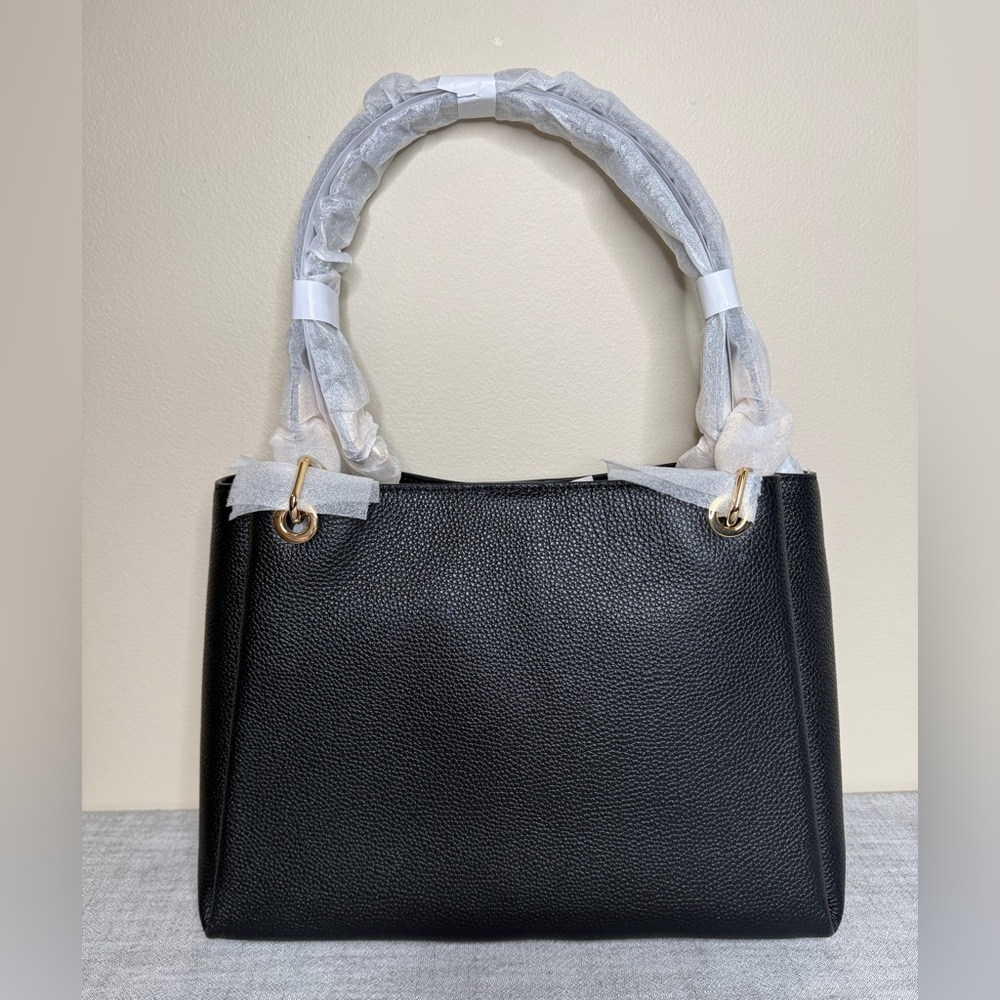 Michael Kors Trisha Large Pebbled Leather Shoulder Bag - Picture 7 of 11